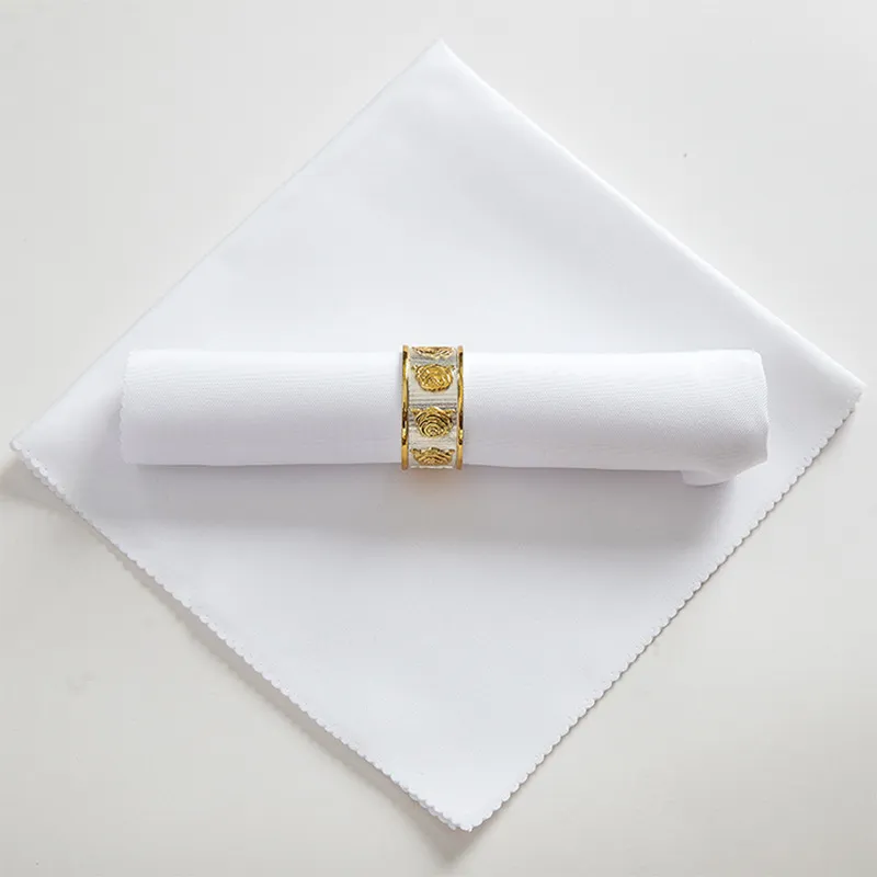 Western restaurang servett tyg munnen bord servett vit förtjockad vikning handduk bord matta tyg 48 * 48cm