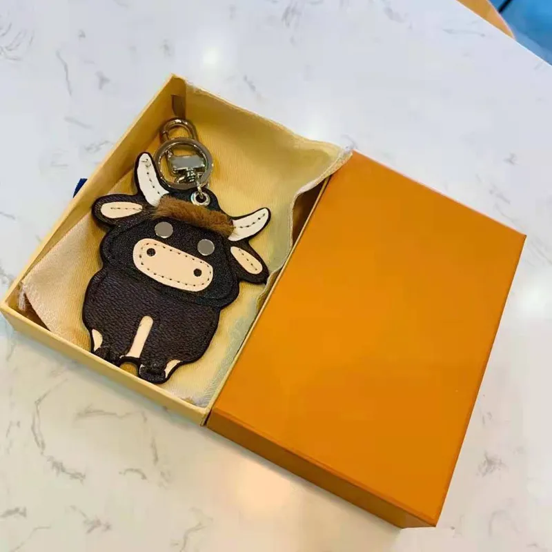 Fashion Pu Leather Ox Cattle Cow Key Ring Designer Keychain Car Keyring Holder Bull Pendant Christmas New Year Gift With Box YX561239T