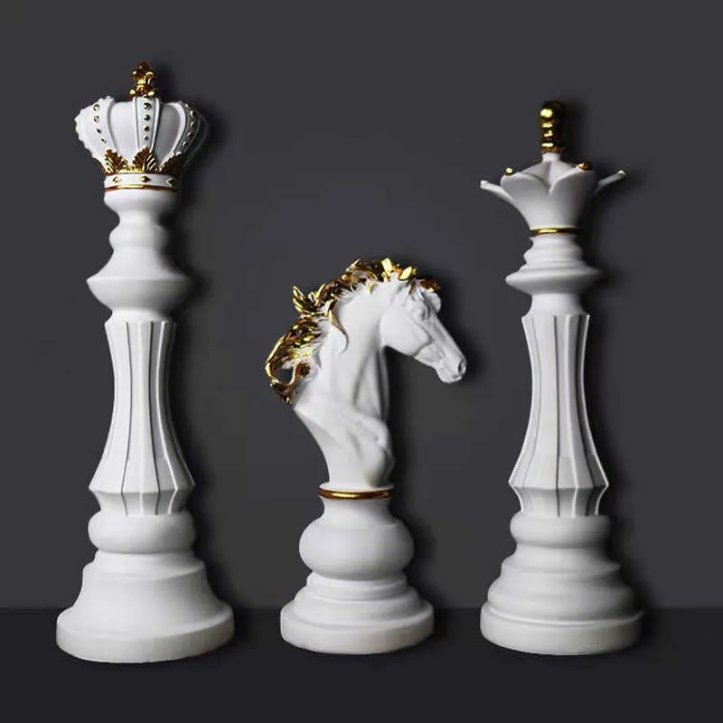 Northneins Resina Retro International Chess Figurine para Interior King Knight Sculpture Home Desktop Decoração Sala de estar Decoração 210804