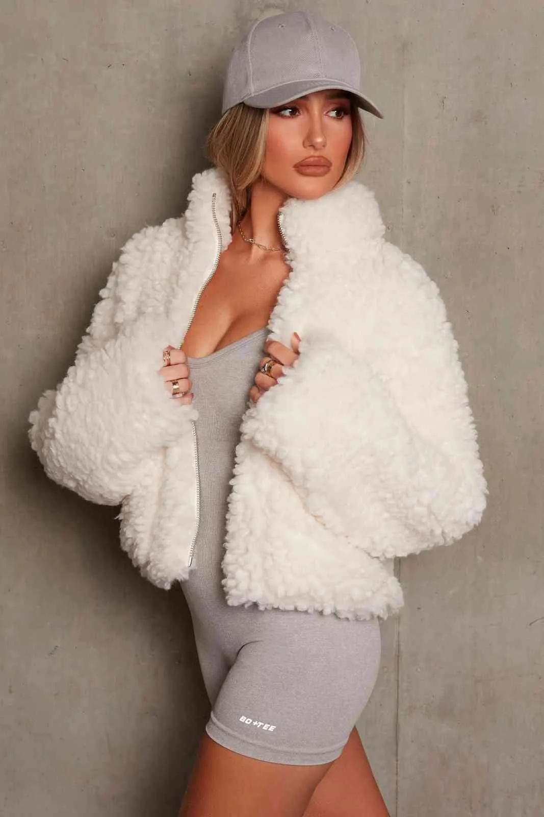 Kurtka zimowa damska płaszcz damski odzież moda pluszowa kardigan krótka kurtka jagnięcina wełniana płaszcz kobiety 210422