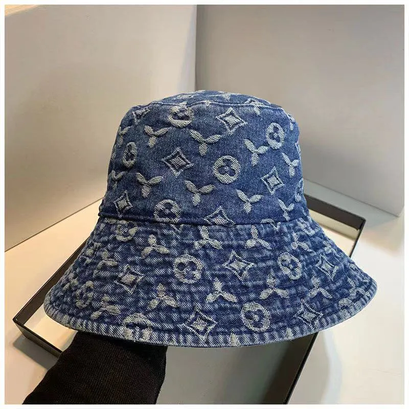 Cowboy Bucket Hat Casual Lyx Unisex Kepsar Dam Herr Designer Hattar Cool Casquette Denim Print Monterad Keps Herr Beanie D2109152HL