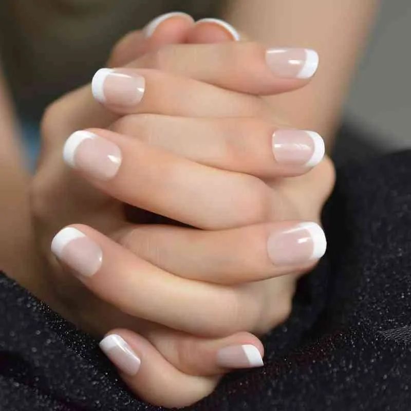 Falska naglar klassisk normal storlek fransk nagel naken vit tip glansig press på fingernals för daglig med lim klistermärke 24 220225