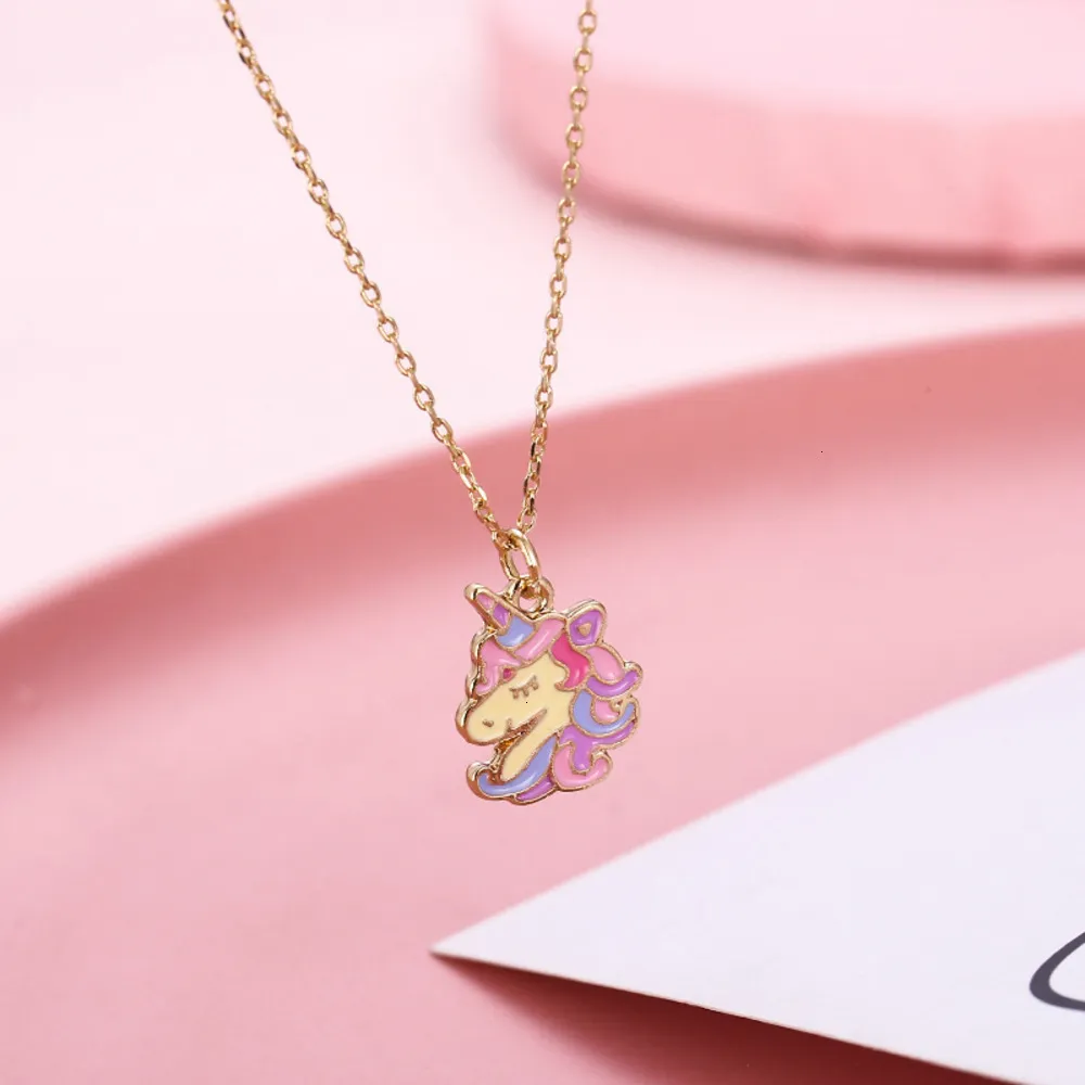 Watch Physical shootingfashion cartoon children's Unicorn dial belt quartz Necklace optional combination set201g