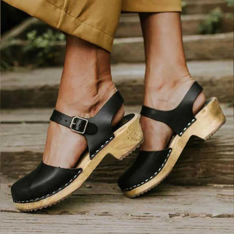 Nuove donne tacco alto sandalo fondo spesso scarpe casual signore tempo libero estate zeppe sandali donna scarpe donna piattaforma stivali Y0721
