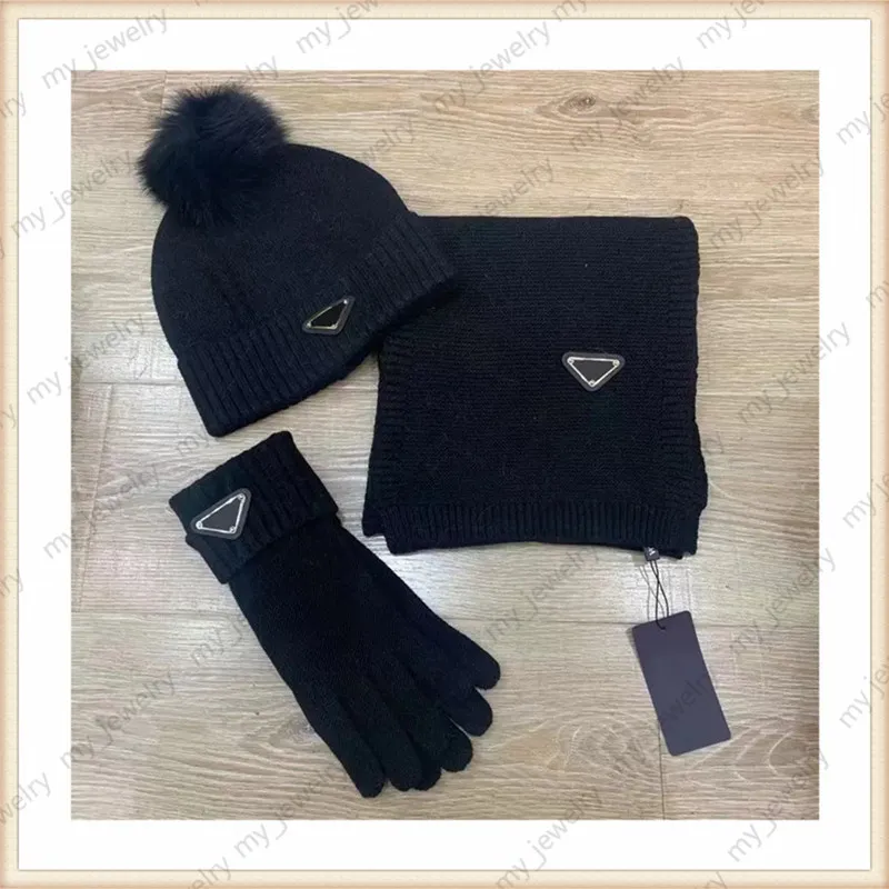 22ブランドスカーフハットグローブセットメンズレディースデザイナー編み帽子とネッカチーフグローブケースビーニー女性luxurys mittens th2590871