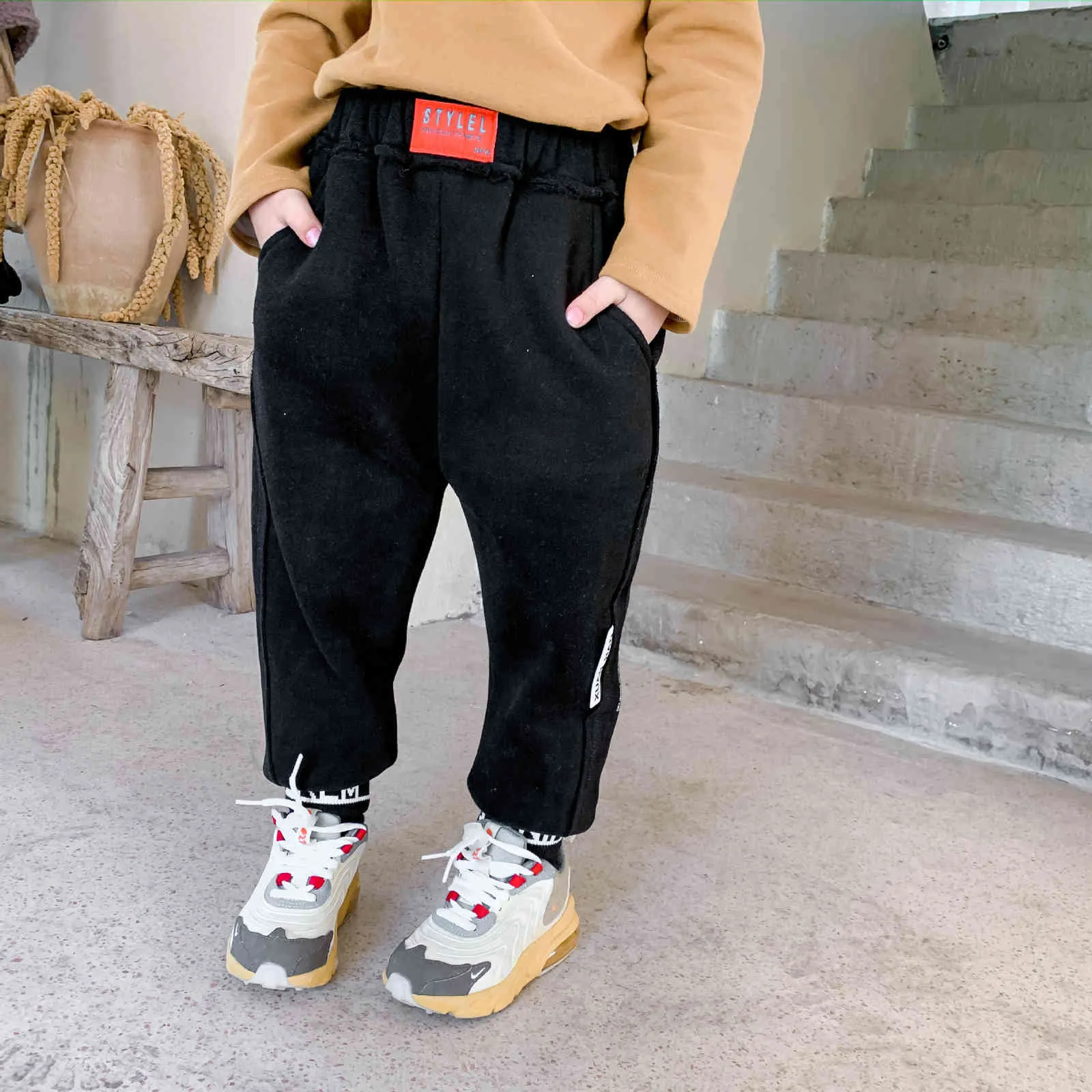 Winter boys casual fleece thick sports pants kids letters printing warm sweatpants 210508