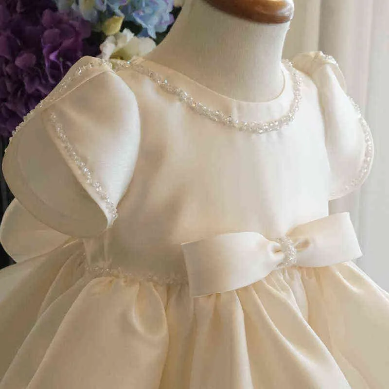 1年間の赤ちゃんの女の子の誕生日のドレス幼児ホワイトレースビーズバプテスマプリンセスドレス幼児の女の子の結婚式新生児の洗礼ガウンG1129