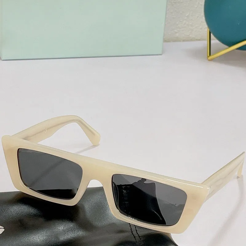 Occhiali da sole firmati solglasögon av orrs010 herrar eller kvinnor mode klassiska svart brun transparent lins resesemester strand 271m