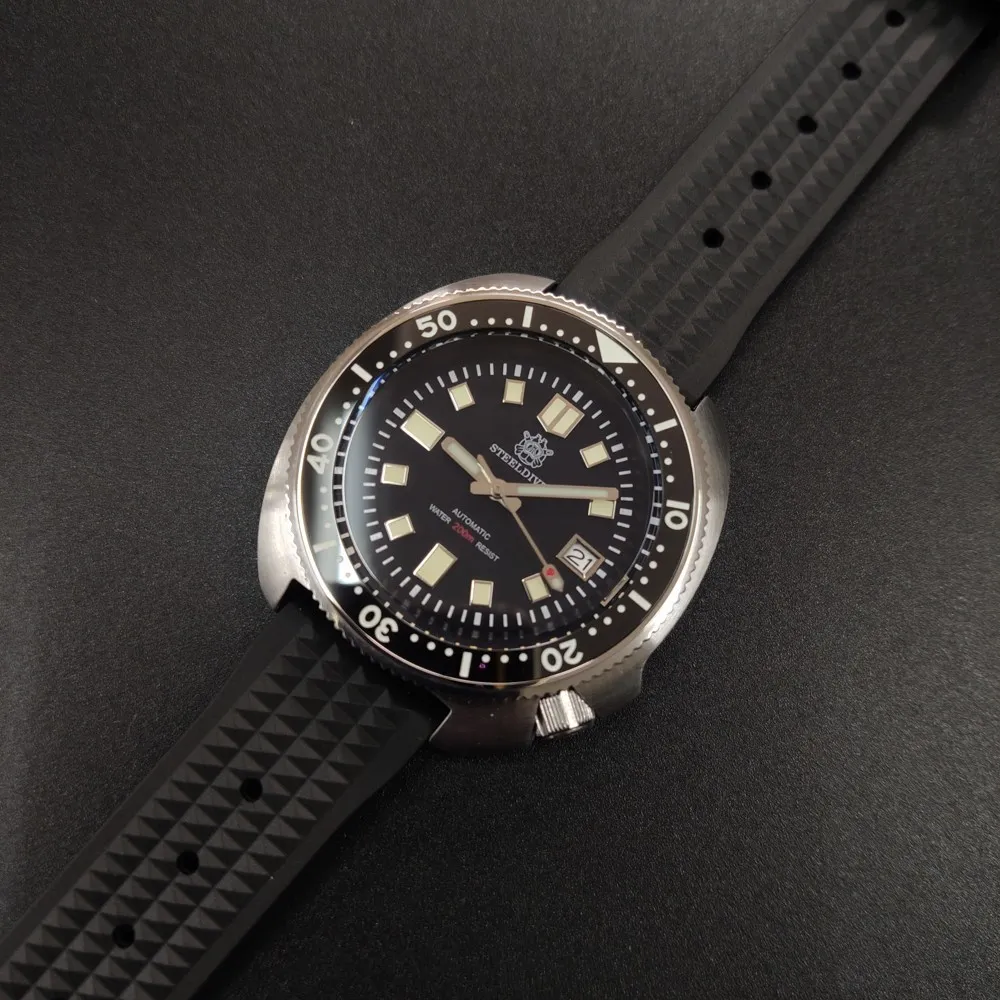 SD1970 SteelDive varumärke 44mm män NH35 Dive Watch med keramisk bezel 210407283C