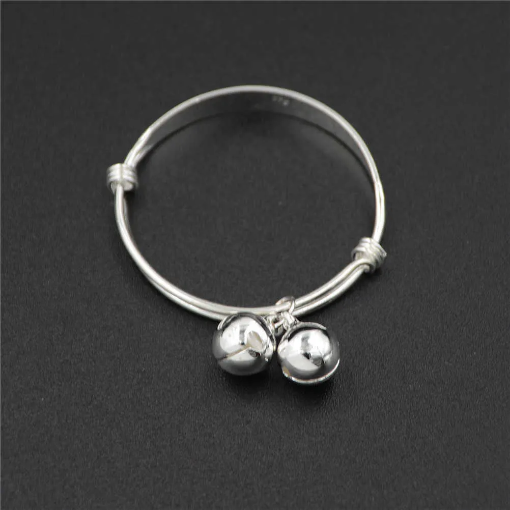 Fashion Bracelets for Baby Cute Kid Bell Bangles Anklet Newborn Infant Children Bracelet Adjustable Baby Bangle Q0722