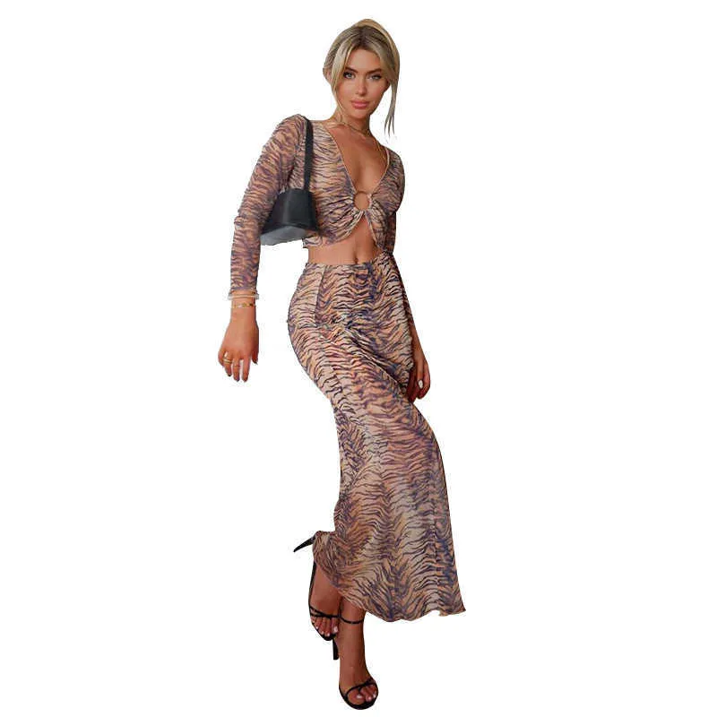 QuanRun Tiger Stripes Sexy Mode Frauen Langarm Crop Top + Langes Kleid Party Club Streetwaer 2 Stück Set 210604