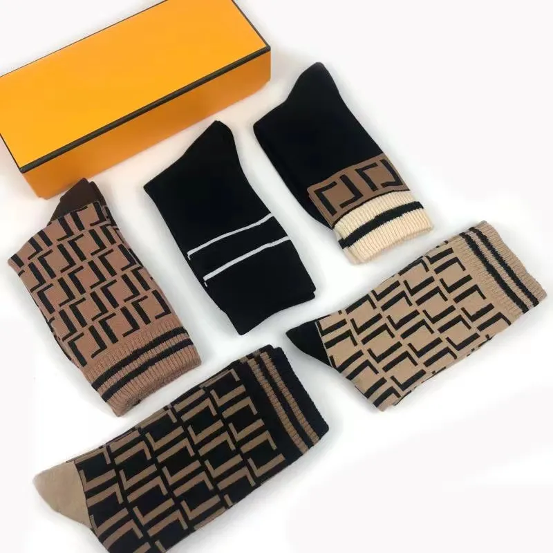 Hommes Femmes Chaussettes Designer Cinq Paires Luxe Sports Lettre d'hiver Imprimé F Sock Broderie Coton Homme Femme avec Box2785