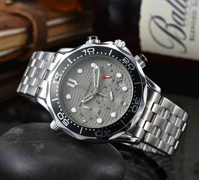 New Fashion Casual Omg Model Luxury Stainless Steel High Quality Sport 43mm Dial Man Quartz Watch Woman Wristwatch Relogio250z