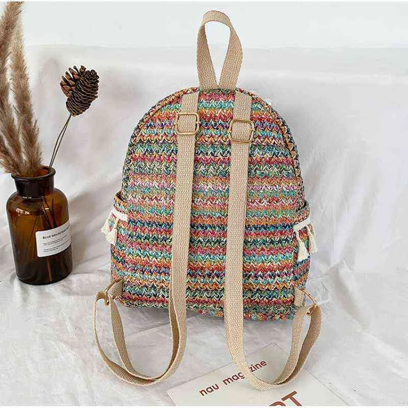 Kvinnors Väskor 2021 Nya Etniska Styles Färg Halmvävda axlar Stora Kapacitet Ryggsäckar Designer Bag Retro Tassel Fashion Bag Y1105