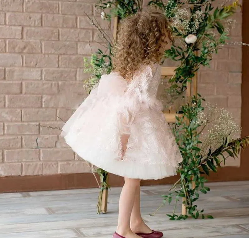 Vendita al dettaglio di piume bambini Abiti ragazze Summer Princess Fluffy Tulle Dress Baby Clothes 2-8Y E9304 210610