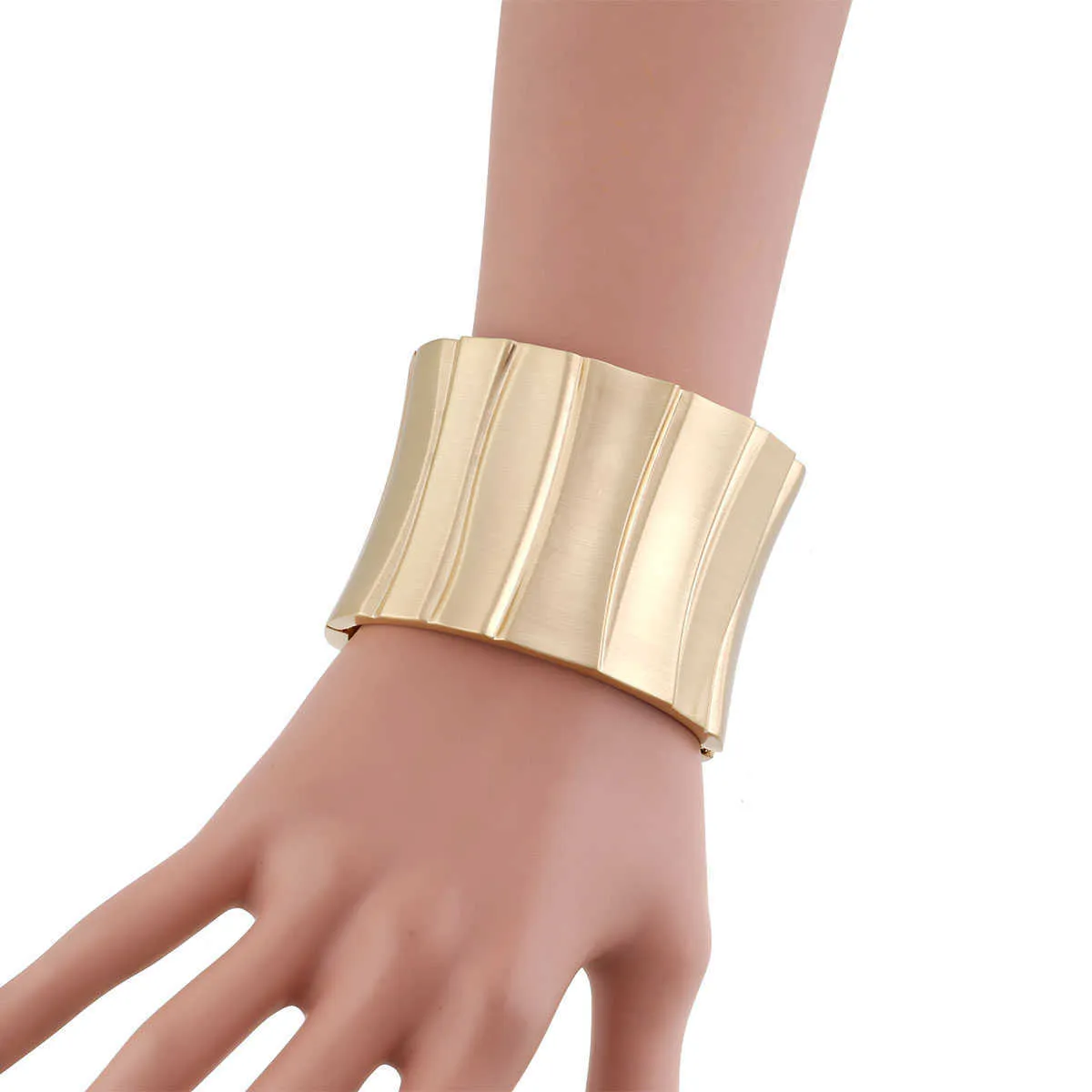 Hahatoto Neue Trendy Aussage Armreif Manschette Armband für Frauen Metall Poliert Chunky Armband Armreif Party Hochzeit Pulseira Q0717