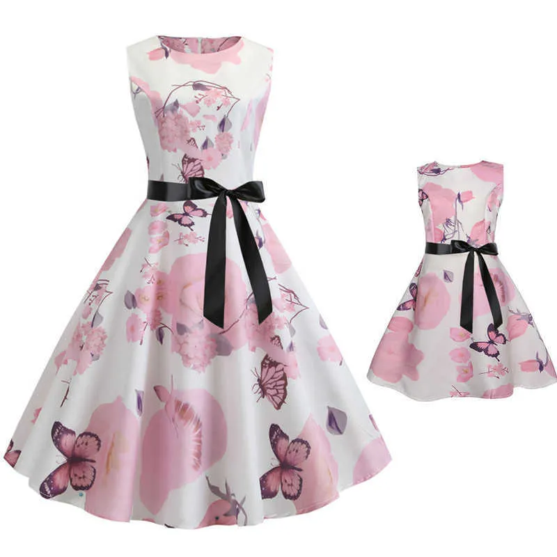 Filles d'été robe vintage note de musique imprimer princesse robe bal swing forky robe anniversaire enfant fille vêtements fête de mariage Dres Q0716