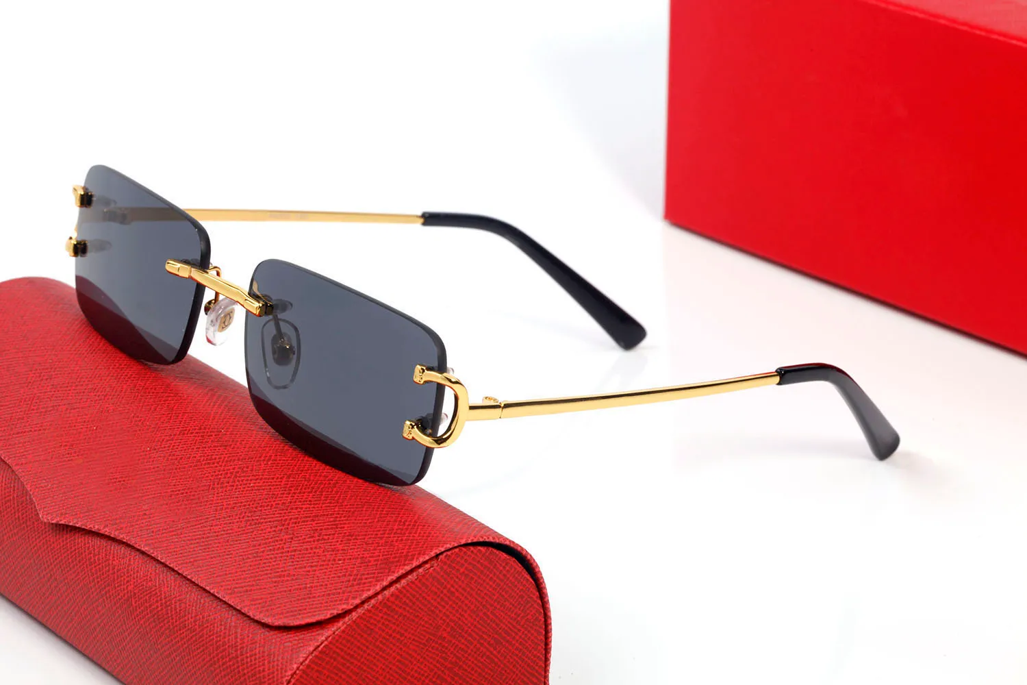 Vintage Optical Glasses Designer Solglasögon Steampunk stor fyrkantig ramstil Transparent blå rödbruna svarta linser Eyewear Com301s