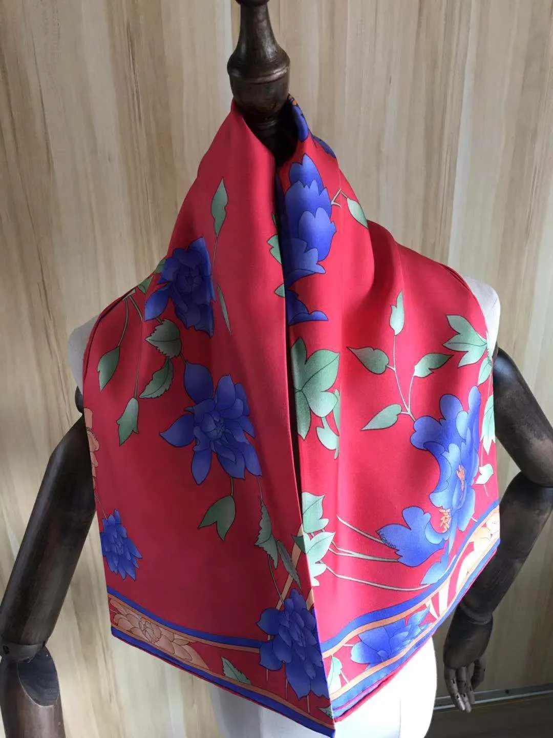 2021 arrival fashion elegant red flower 100% silk scarf 90*90 cm square shawl twill wrap for women lady girl