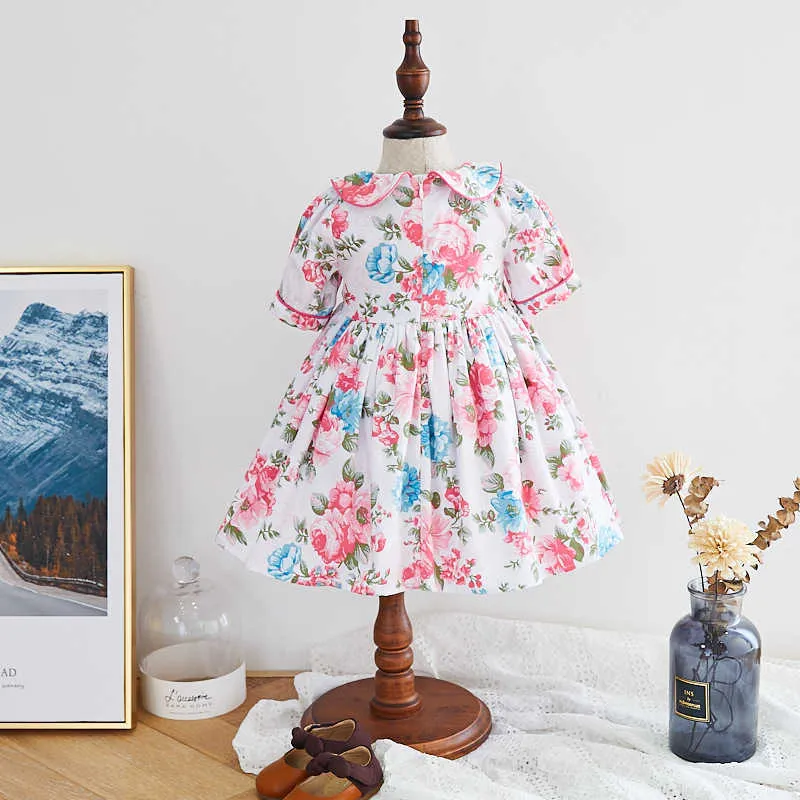 Toddler Girl Smocked Floral Dress infantile Smocked Frocks Enfants Espagnol Boutique Robe Bébé Fille Espagne Robe Smockée À La Main Q0716