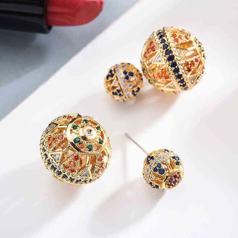 Créateurs creux de luxe zircon coloré deux boucles d'oreilles de boule de boule de côté Vintage bijoux de fleur pour femmes cadeau de parti zk30 220125
