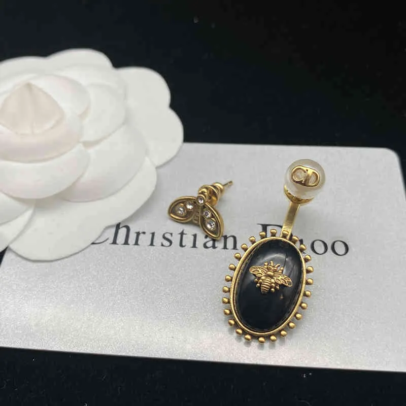 Outlet 2022 Nuevo diamante Pendientes de perlas de goma con tachuelas Material de latón femenino