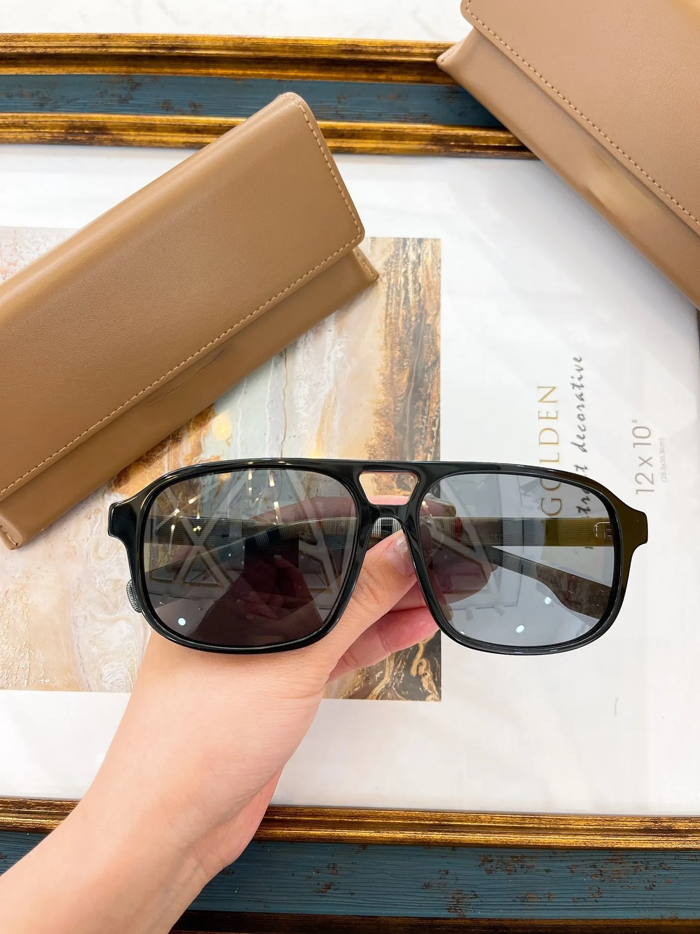 2022 nouveau B maison plaque mode lunettes de soleil hommes et femmes avec Double faisceau crème solaire Anti-UV haut de gamme sens Ins lunettes