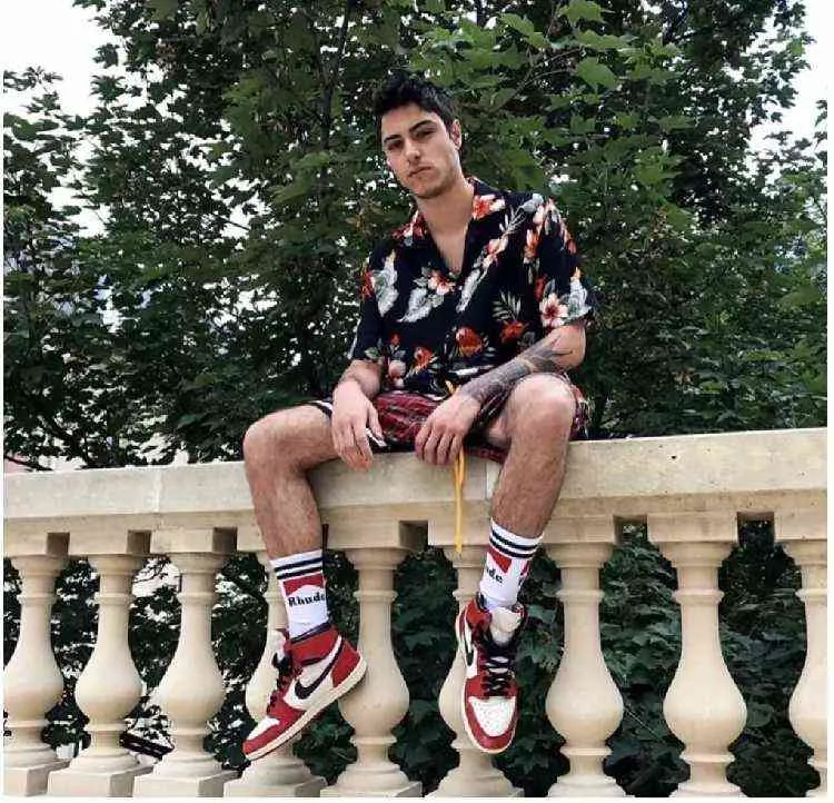 1 paio Calzini da uomo Rhude Hombre uomo Divertente Bandhnu Estate Primavera Tubo centrale Albero di cocco Casual Short High Street Print Man0sc9