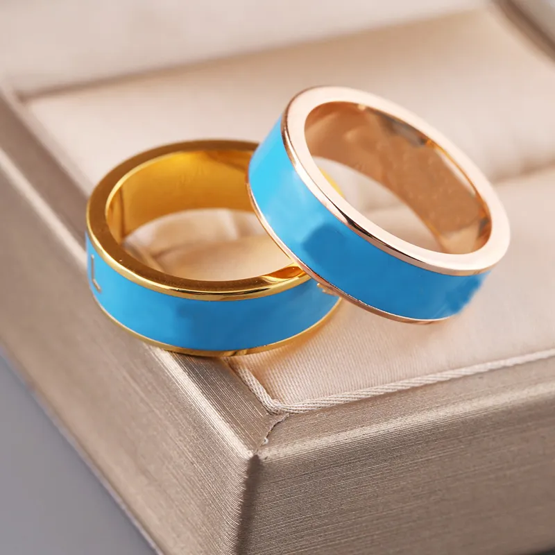 New Color Enamel V Ring Fashion Luxury Couple Wedding Ring Designer For Men & Women High Quality 316L Titanium Steel Jewelry307f