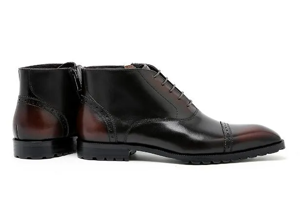 Bottines Brogue sculptées de haute qualité en cuir véritable pour hommes, bottines Martin à bout pointu, à la mode, vente en gros