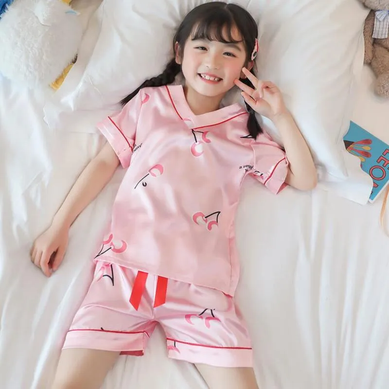 女の子の子供の睡眠pijamaセットボーイベビー服幼児のイチゴ模様服トップショートパンツパジャマナイトガウン3-8歳220706