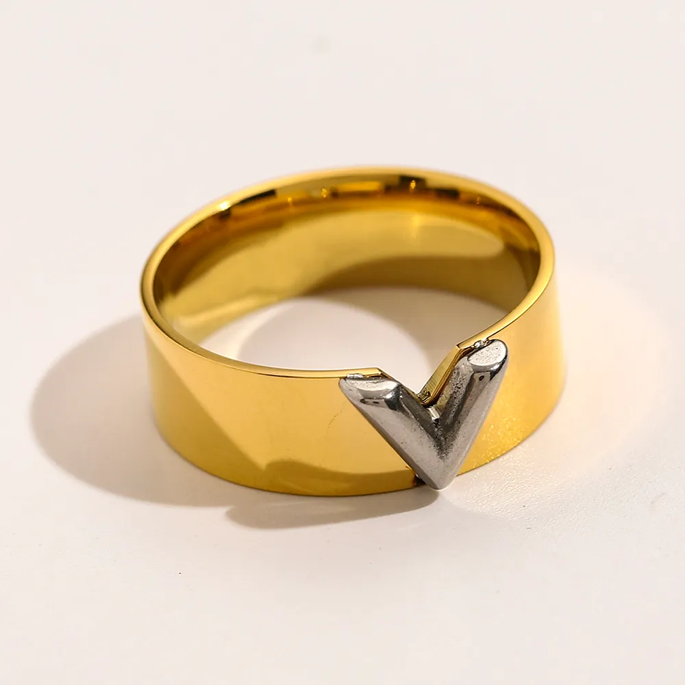 Tasarımcı Markalı Halkalar Kadınlar Takımları Seviyor Düğün Takı Malzemeleri 18K Altın Kaplama 925 Gümüş Kaplama Paslanmaz Çelik Yüzük ince Parma258p