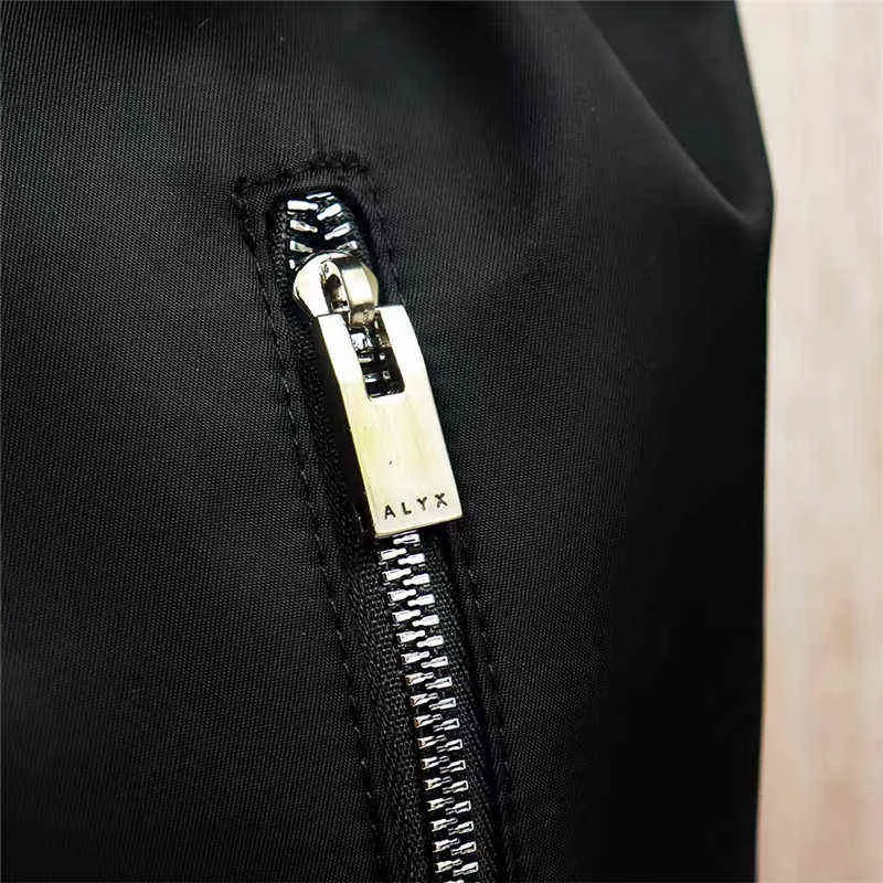 Black Alyx Backpacks Men Women High Quality Bag Adjustable Shoulders 1017 9SM Alyx Bags Etching Buckle T220722275Q