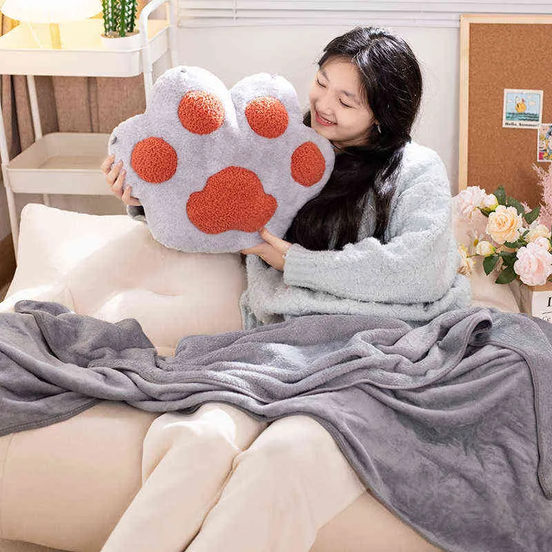 cm Cat Paw Pillow Plush Stuffed Animals Bears Paws Cushion with Flannel Blanket in Decor Nap Traveling Plushie J220704