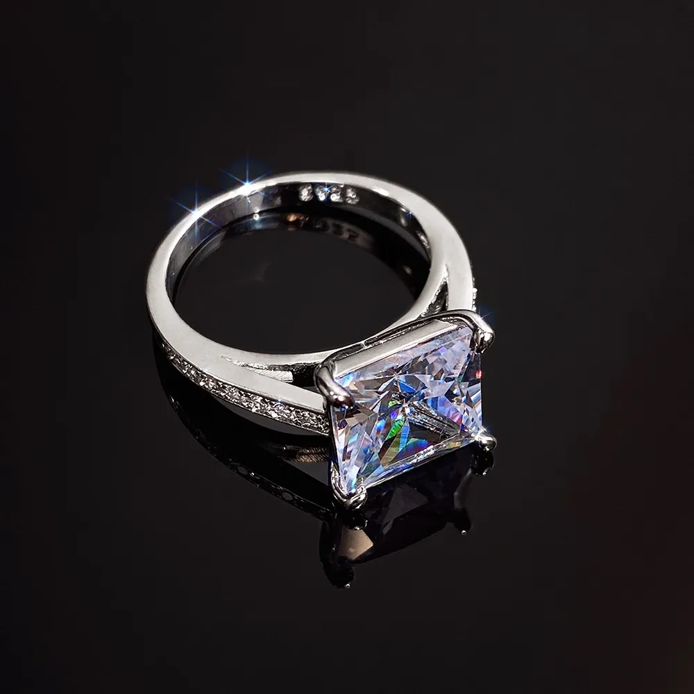 Sparkling Simple Jewelry 925 Sterling Silver Large Square Cut White Topaz CZ Diamond Gemstones Eternity Women Wedding Band Ring Gi7051138