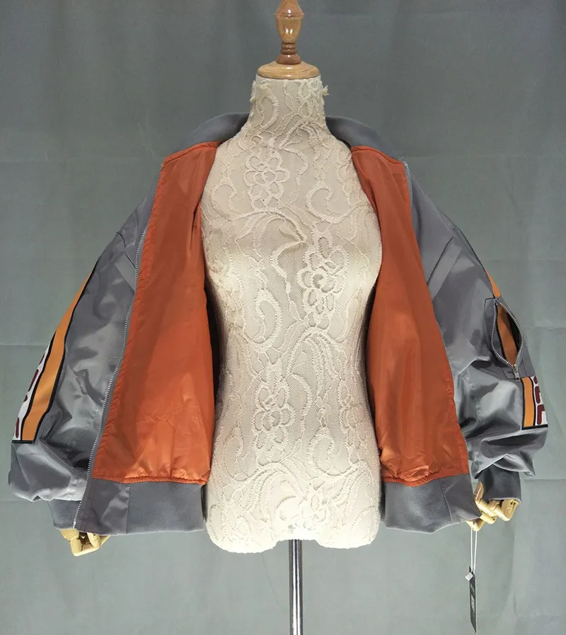 スプリングジャケットの女性ウィンドブレイカーコートパッチデザインハラジュクルーズボンバーストリートウェアカジュアルベーシックコート特大短いジャケット220722