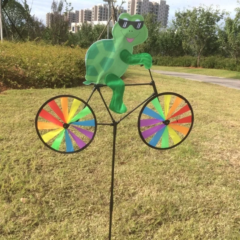 Simpatico animale 3D sulla bicicletta Mulino a vento Trottola da giardino Decorazione prato Girandola a vento 220721