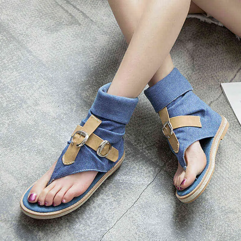 샌들 새로운 캐주얼 평평한 두꺼운 바닥 카우보이 클립 발가락 방수 플랫폼 여성 여름 샌들