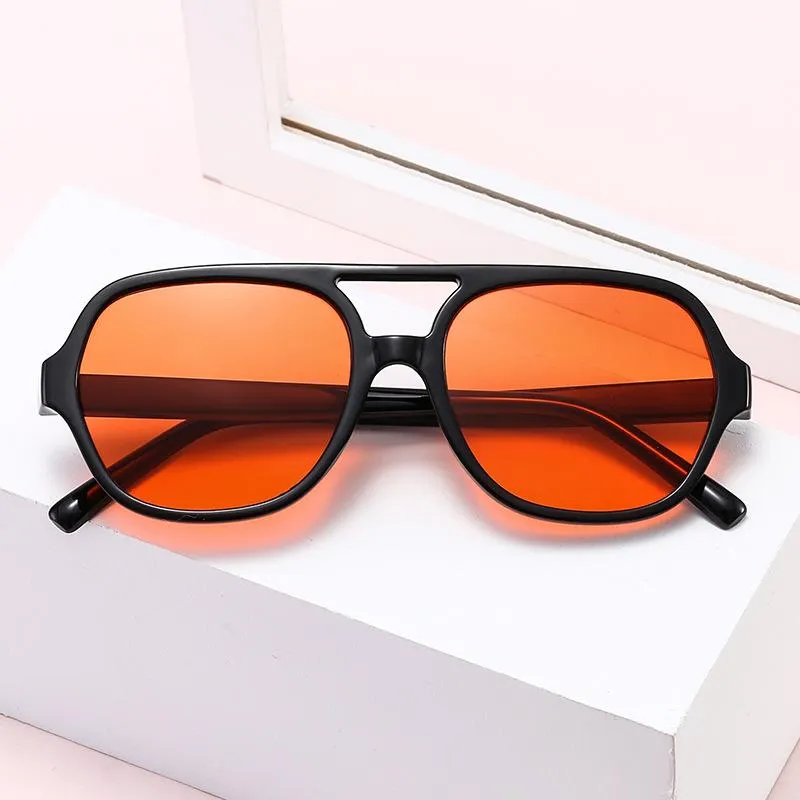 Occhiali da sole Retro Double Bridge Square Donna Trending Vintage Brand Designer Occhiali da sole arancioni Cute Female Eyewear UV400Sunglasses2918