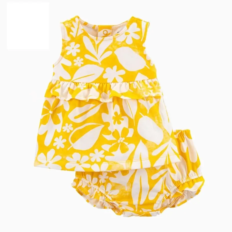 T-shirt con stampa a maniche cortePantaloncini Set di vestiti estivi neonato Completo neonato Costume ragazza nata Born Babies 220608