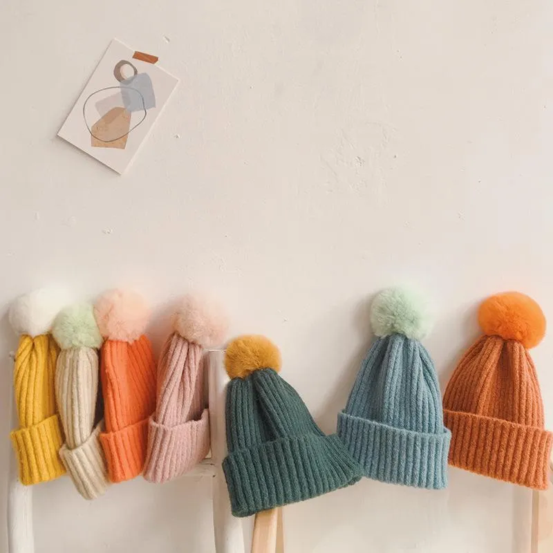 Autunno Inverno Bambino Bambini Cappelli lavorati a maglia Palla di pelo Berretti con teschio Color caramella Bambini che lavorano a maglia Cappello a cuffia caldo