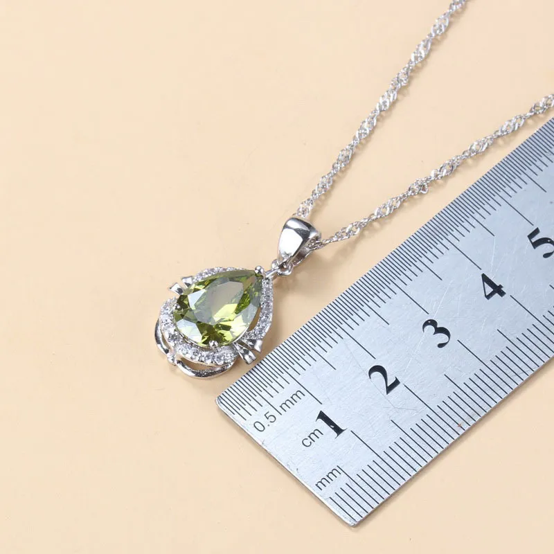925 Mark Fashion Water Drop Set di gioielli Accessori donna Collana da sposa in pietra verde oliva Set di orecchini Bracciale e anello 220718