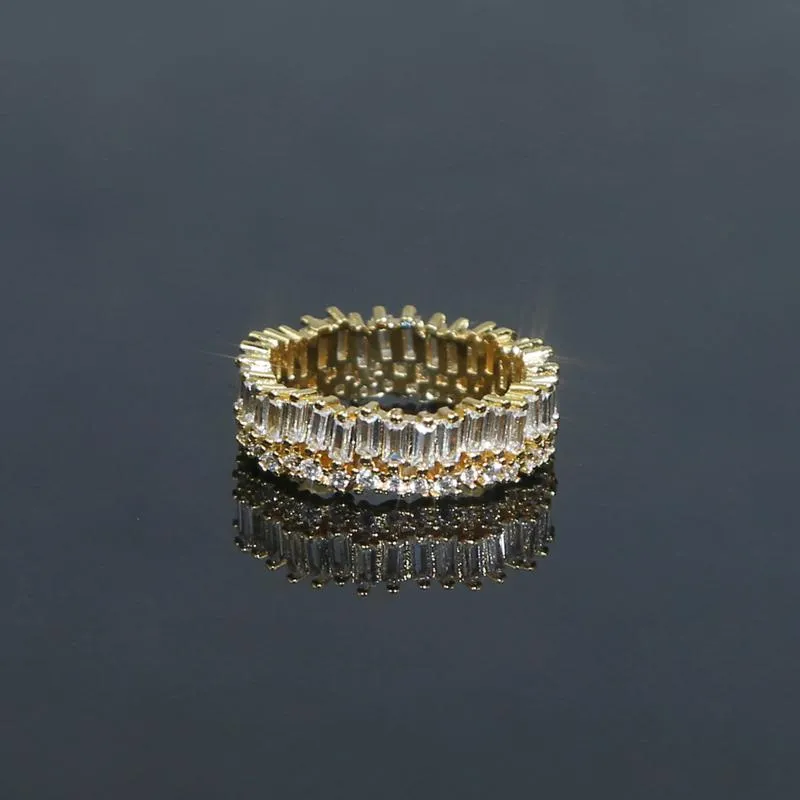 Baguete branca de zircônia cúbica cz pavimentou anel redondo anel de gelo de jóias de dedos de mulheres que causam gorjeta