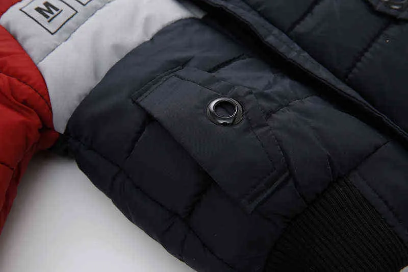 어린이 의류 소년면 의류 2022 새로운 두꺼운 재킷 후드 코트 스티치 컬러 패딩 재킷 플리케 안감 J220718