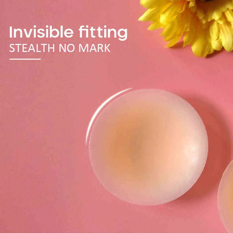1 para NIPPIES Skórka Niewidzialne niewidzialne lepkie silikonowe naklejki na klatkę piersiową nie są łatwe do opadania letniego specjalnego odzieży H220511