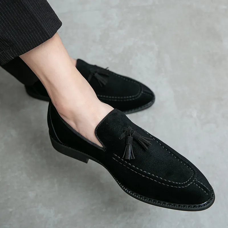 Loafers Men Shoes Faux Suede Solid Color Casual Fashion Tassel Daily Professional Banquet Simple Classic Youth One Pedal Peas Shoes DH888