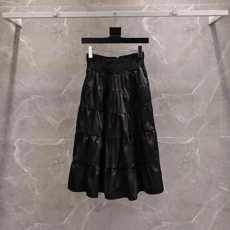 2022 spring and summer new women's dark series can wear two women's brassieres and puffy Nylon Skirt