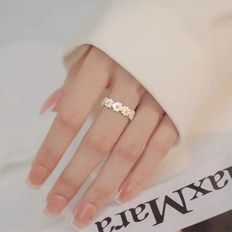Niedliche Gänseblümchen-Blumen-Ringe für Frauen, süße Mädchen, exquisiter Emaille-Sonnenblumen-offener Ring, Korea, neuer Trend, Schmuck, Hochzeitsgeschenk