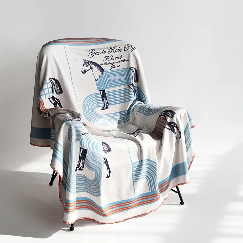 Дизайнерское роскошное модное бархатное одеяло с принтом лошади, повседневное двухслойное одеяло для путешествий, самолета, чехол для отдыха, чехол для дивана300N