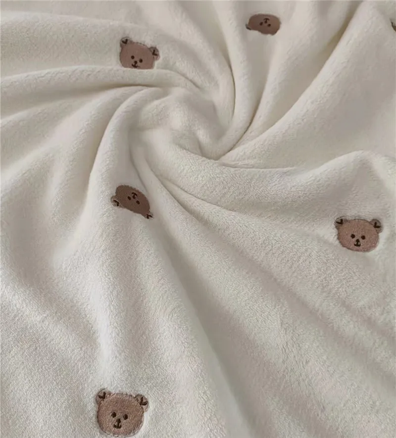 태어난 아기면 담요 봄 가을과 겨울 두꺼운 낮잠 담요 곰 자수 담요 침대 소파 220527